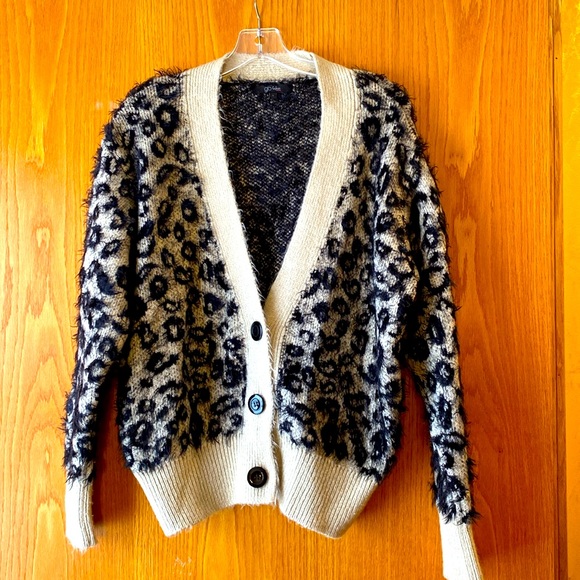 Cheetah print sweater - Picture 1 of 2